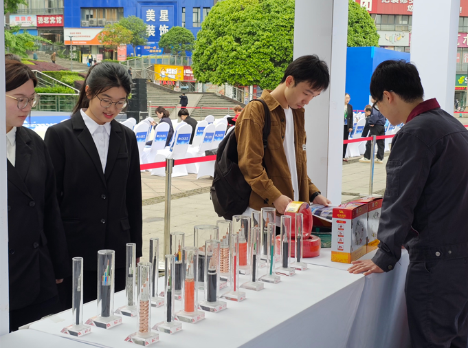 1747015304831816.png 44.png